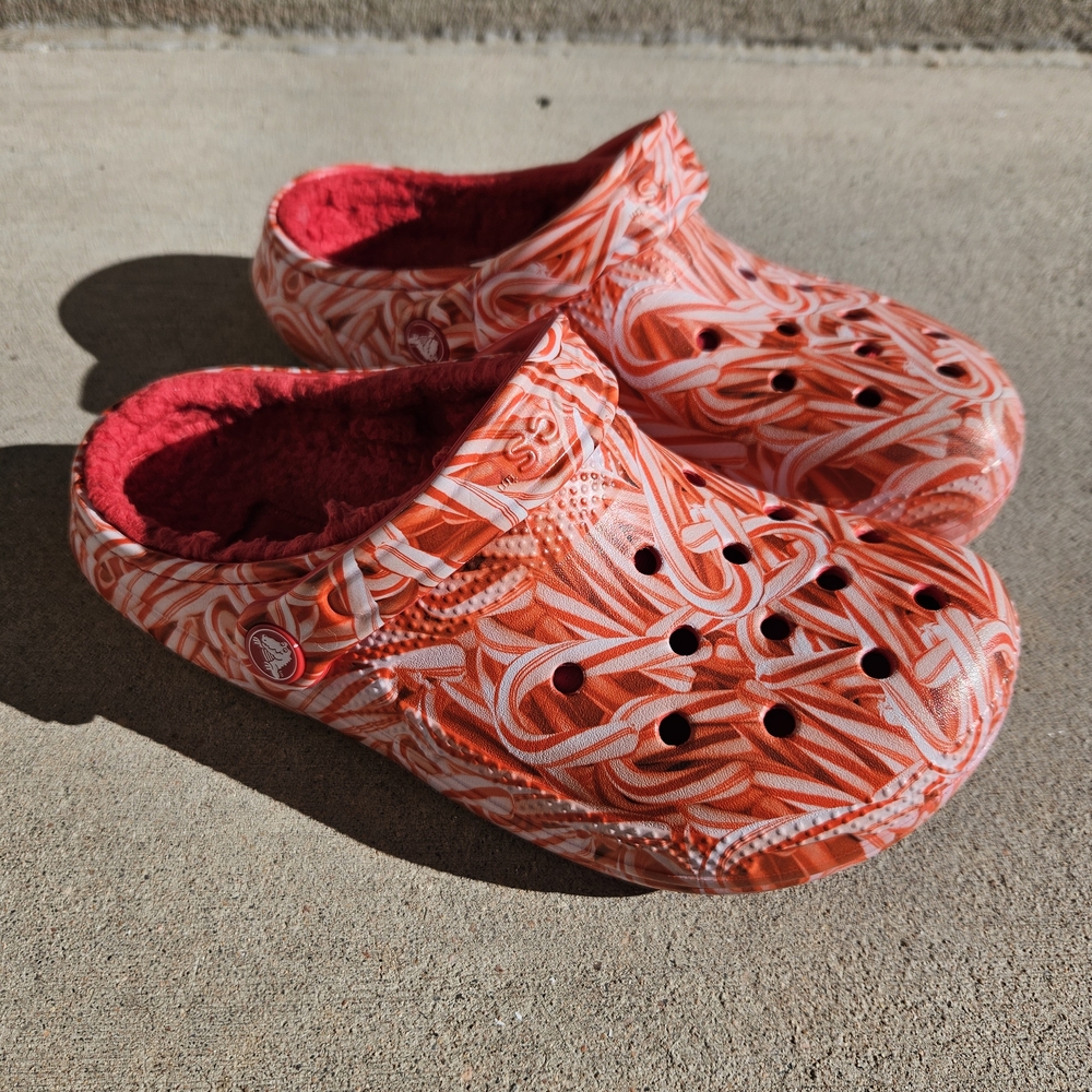Women's Candy Cane Lined Crocs